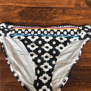 Trina Turk Black and White Geo Print Bikini Bottom with Neon Trim L